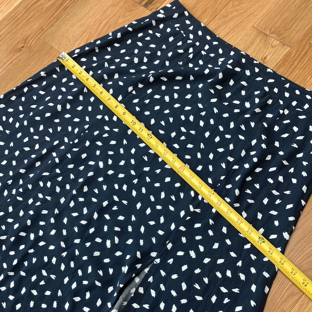 LOFT Navy and White A-Line Skirt with slit! - Picture 5 of 8